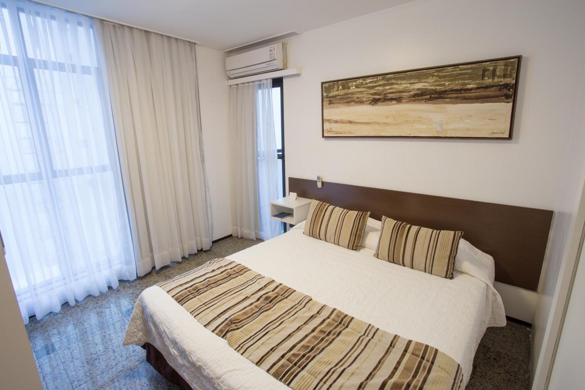 Premium Suite,1357435592:JPEG